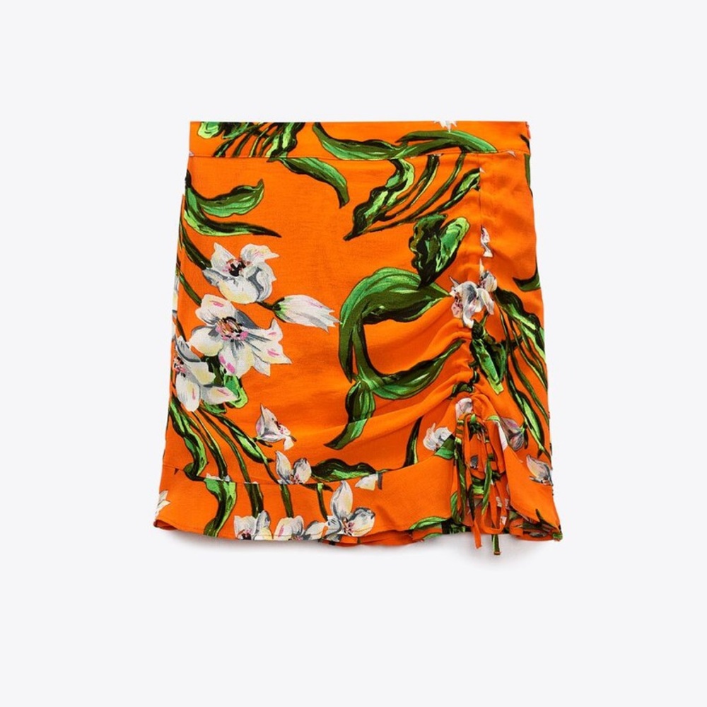 NWOT Zara Mini Skort in size medium